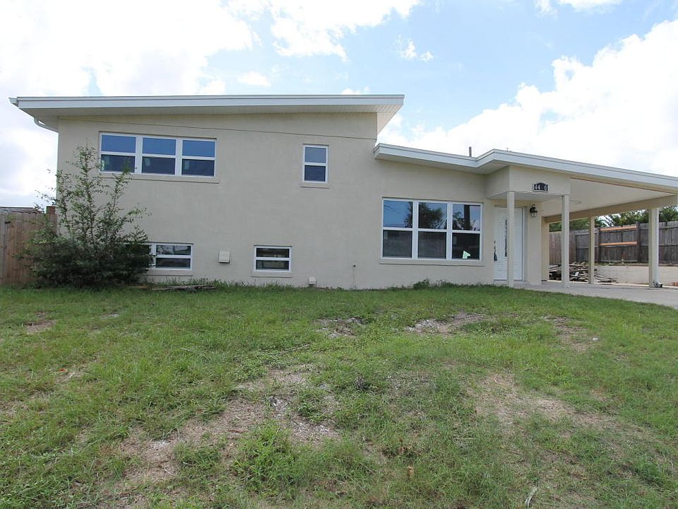 1st image of 4490 Dickens Ave