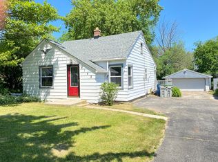 6148 N 114th St, Milwaukee, WI 53225