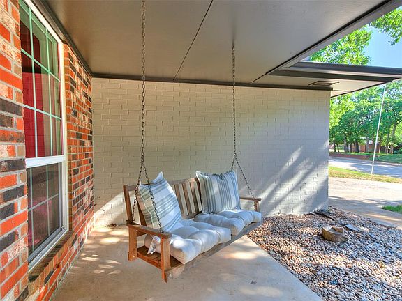 4th image of 1301 Mary Lee Ln