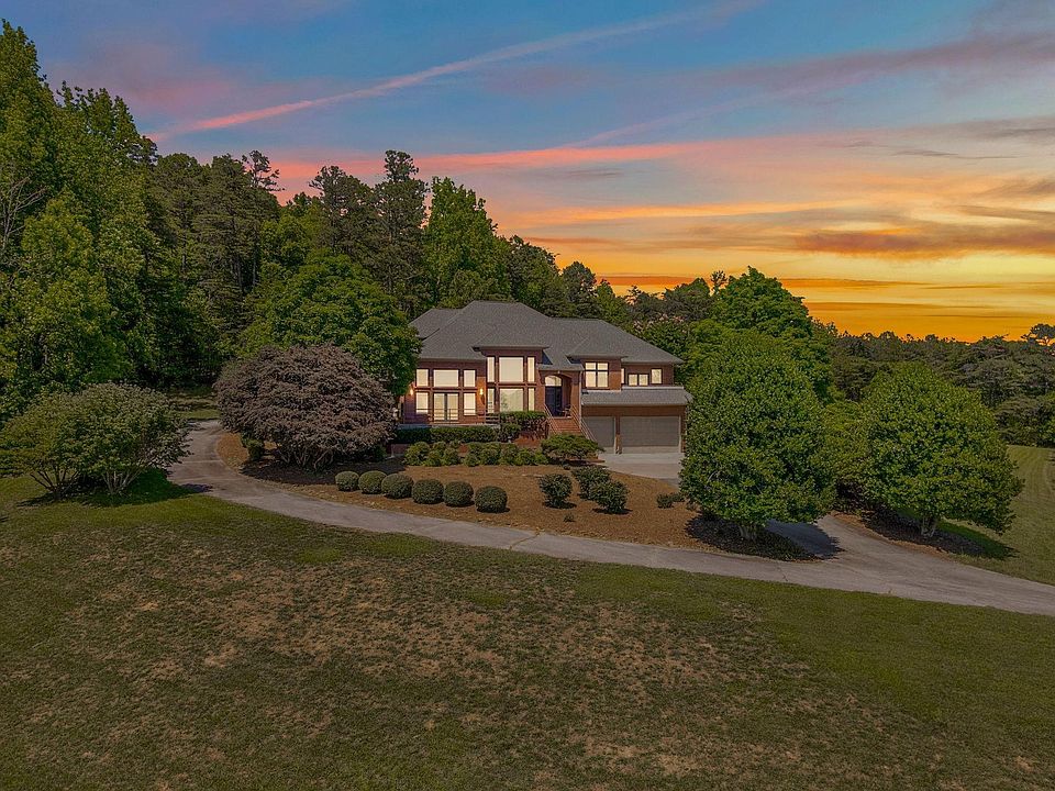 1st image of 119 Anthony Rd