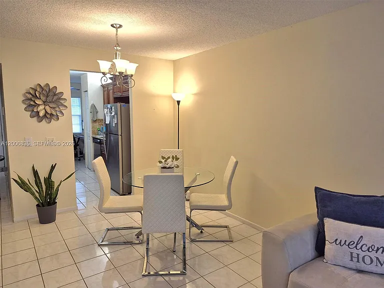 12501 SW 14th St #209R — Photo 3