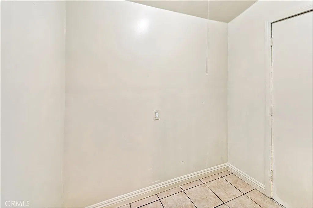 1 bed, 572 sqft, $1,799 — Photo 4