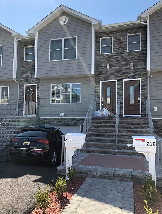 1st image of 21 Scudder St #B