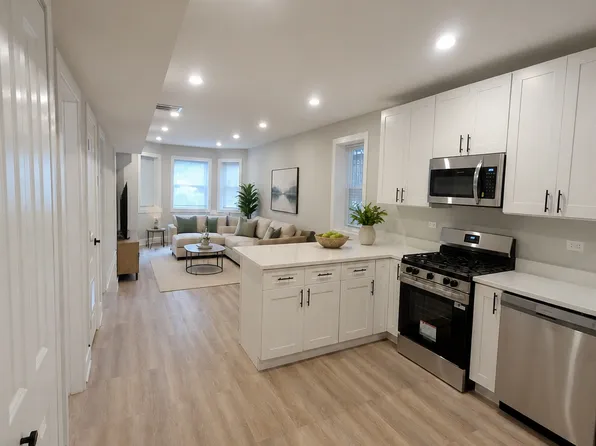 2850 N Avers Ave #G, Chicago, IL 60618