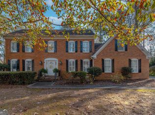 85 Shadow Lake Dr, Lilburn, GA 30047