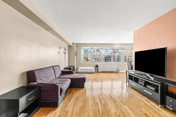 Sold by Compass | media 3