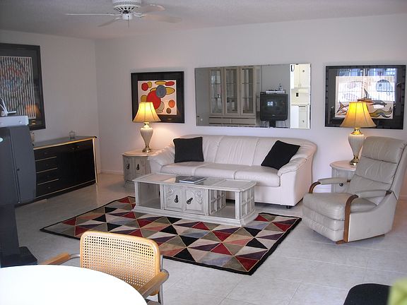 4th image of 1021 Swansea Cres #B