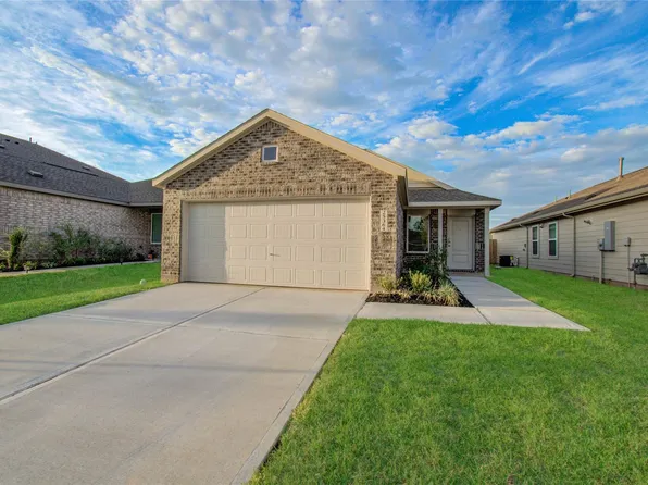 25364 Carnation Ct, Montgomery, TX 77316