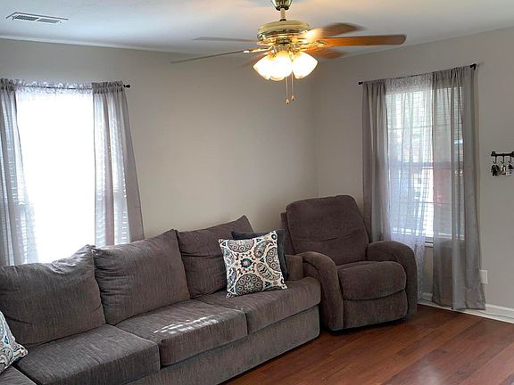 2nd image of 622 Mitchell Dr
