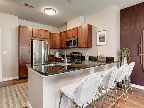 Paragon At Columbia Overlook