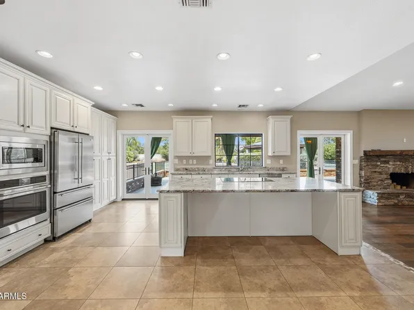 5220 E CORTEZ Drive, Scottsdale, AZ 85254