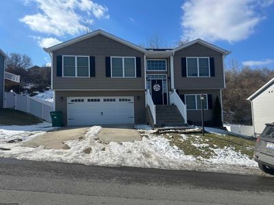 231 Woodbury Dr, Fairmont, WV, 26554