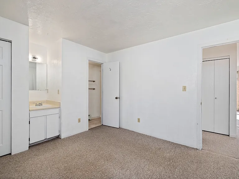 9800 Ryan Gulch Rd #201 — Photo 10
