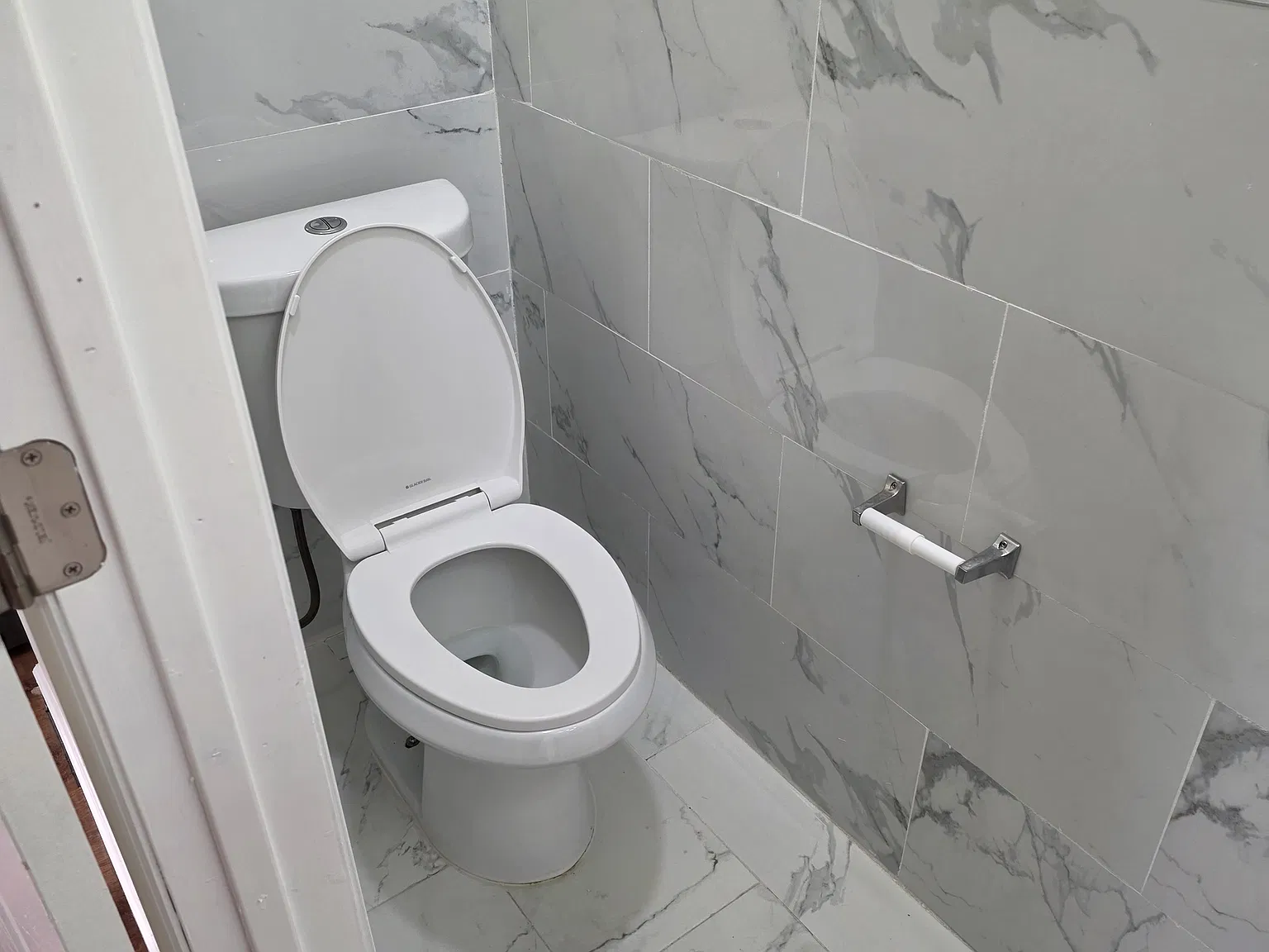3 bed, 1.5 bath, $2,550 — Photo 3