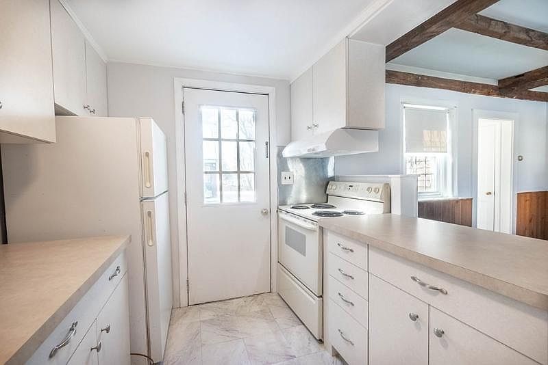 1st image of 313 Franklin St #1