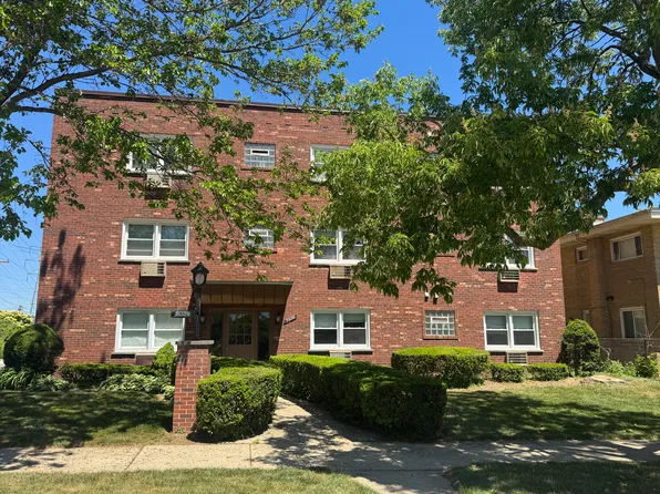 5026 Suffield Ct APT 3D, Skokie, IL 60077
