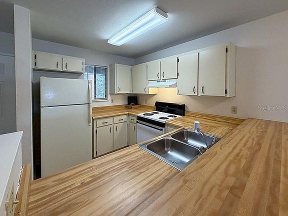 3rd image of 109 SE 16th Ave APT Q301