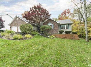 714 Bayside Cir, Germantown Hills, IL 61548