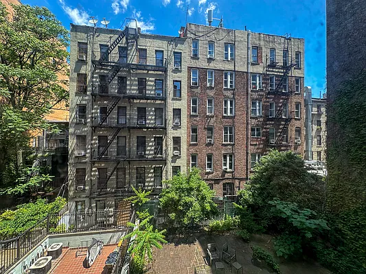Rented by Corcoran | media 7