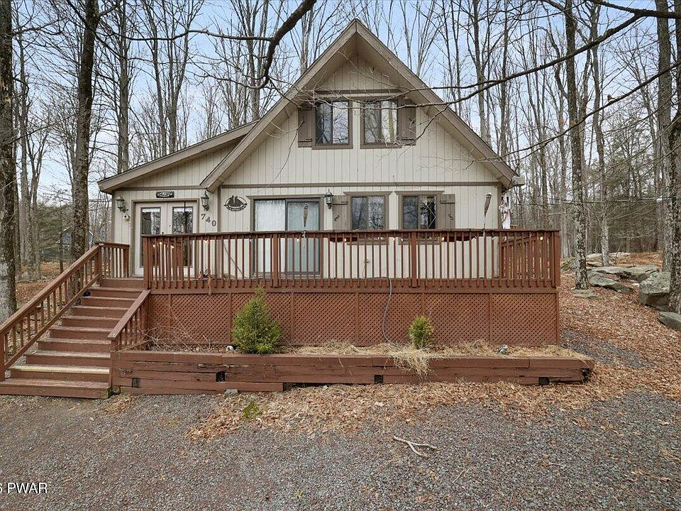 1st image of 740 Woodridge Dr