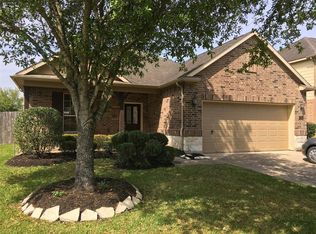 12915 Southern Valley Dr, Pearland, TX 77584