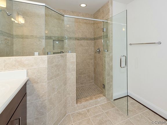 5th image of 5415 Hickory Ann Dr #2C