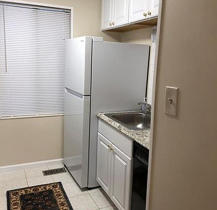 5th image of 609 Arkwood Dr