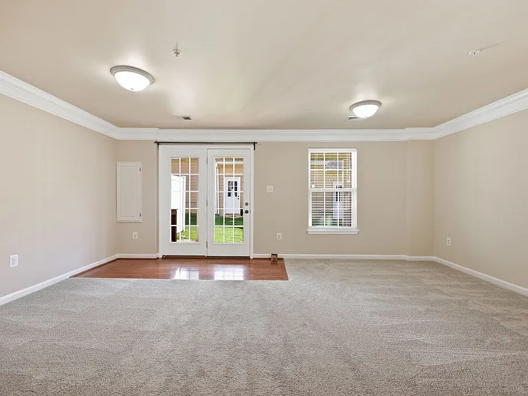 7833 Wormans Mill Rd — Photo 6
