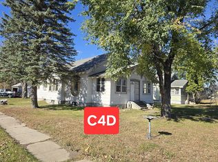 227 3rd St SW, Staples, MN 56479