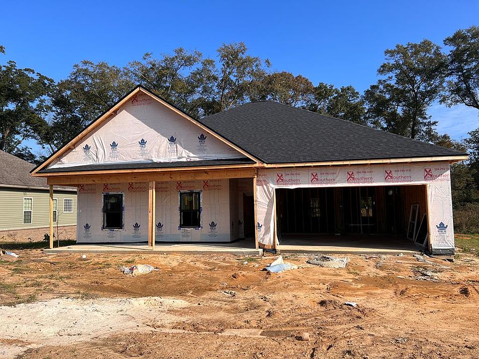 2nd image of 115 Village Ln