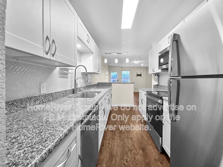 7403 Kingswood Cir — Photo 7