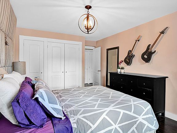 3rd image of 315 W 232nd St APT 1F