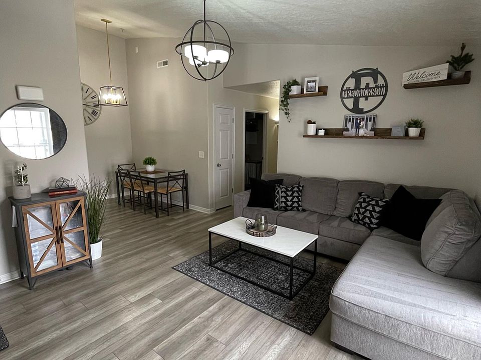 1st image of 1656 Westbury Way APT L