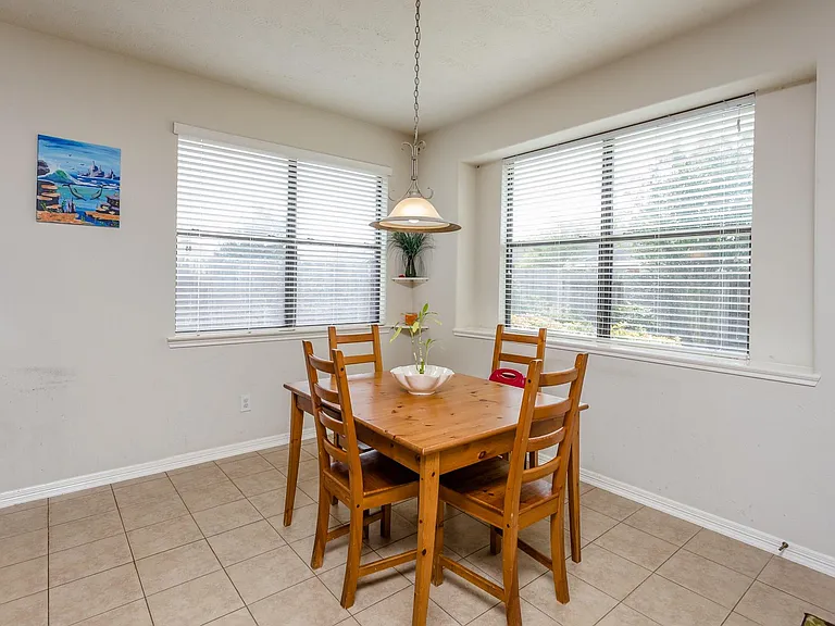 6706 Ashworth Dr — Photo 11