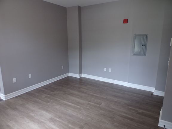 4th image of 70 Harvard Pl #101