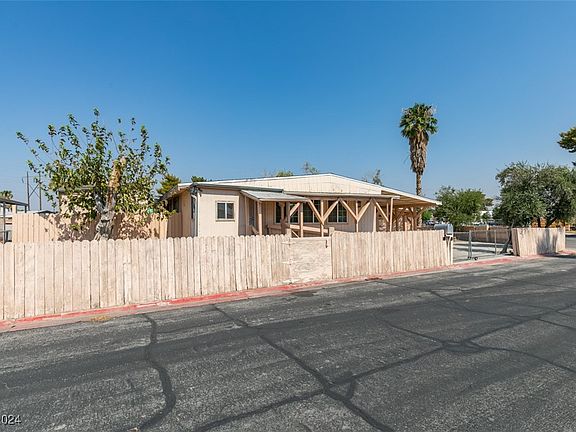 2nd image of 2835 Mammoth Ct