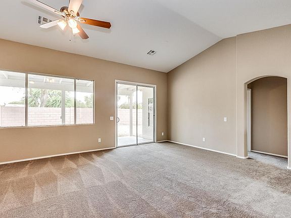 3rd image of 16160 W Maricopa St