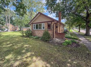 918 W Washington St, Champaign, IL 61821