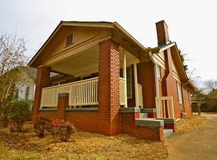 1022 Burns Dr SW, Atlanta, GA