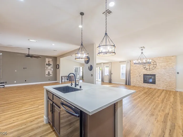 8217 Cabin Springs Ave — Photo 12