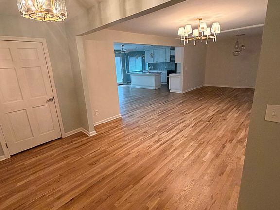 5th image of 5 Kew Cir