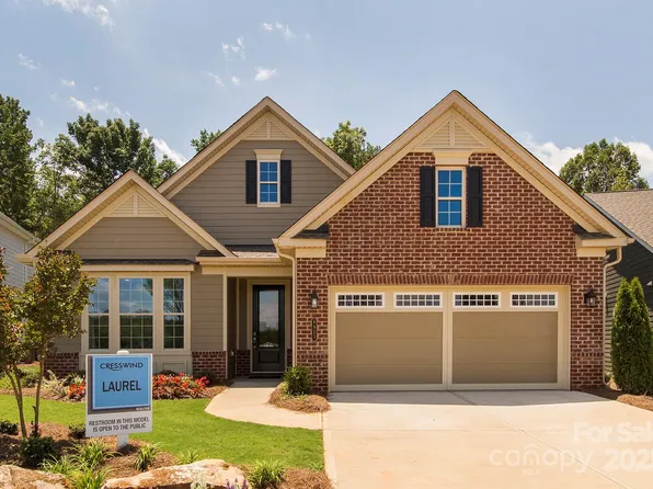 8933 Silver Springs Ct, Charlotte, NC 28215