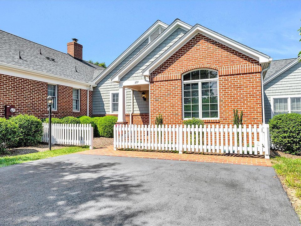 129 Village Green Dr 9, Penhook, VA 24137 Zillow