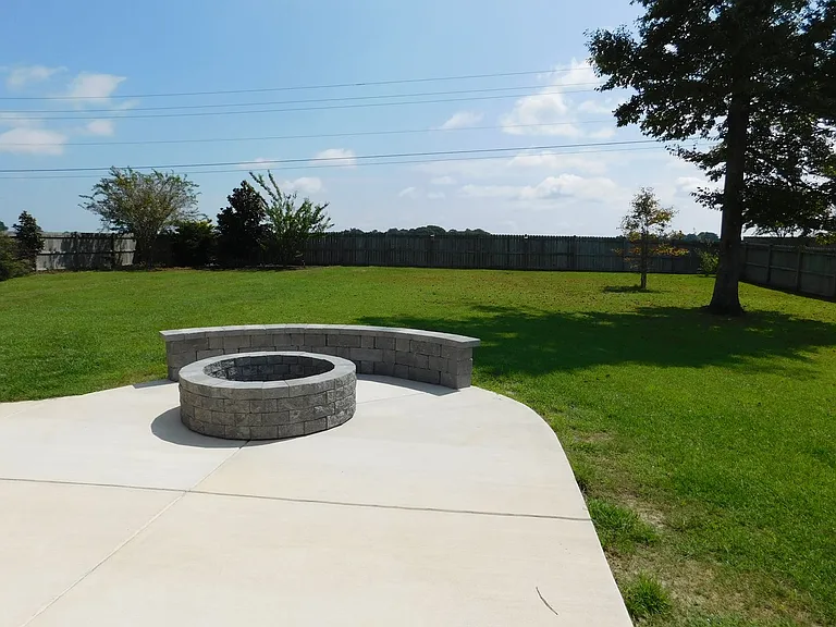 101 Staffordshire Dr — Photo 60