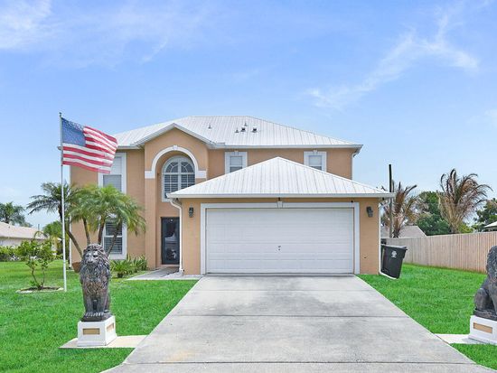 2141 SE Wald Street, Port Saint Lucie, FL 34984