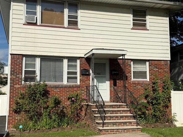 466 Teneyke Pl #A