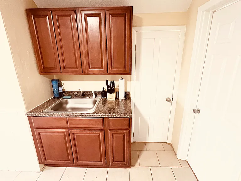 117 Lloyd St #3 — Photo 1
