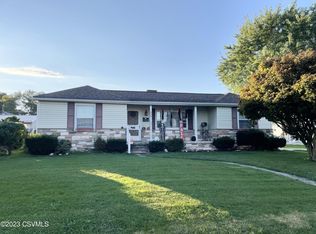 904 Orange St, Selinsgrove, PA 17870