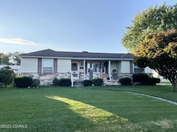 904 Orange St, Selinsgrove, PA 17870