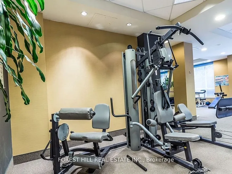 123 Eglinton Ave E #1014 — Photo 3